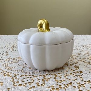 IQ Accessories Off White Ceramic Pumpkin